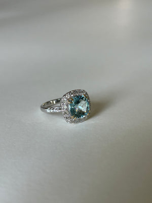 View of ring, show diamond shoulders.