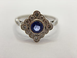 Vintage sapphire & diamond cluster ring