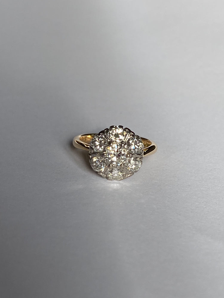 Vintage diamond cluster ring